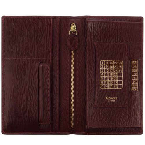 CHESTER TRAVEL WALLET extra hover